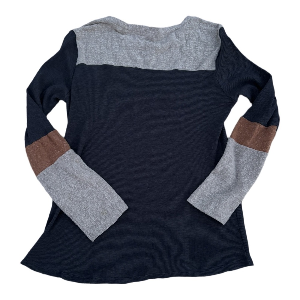 Bucket List | Colorblock Sweater - Picture 3 of 3